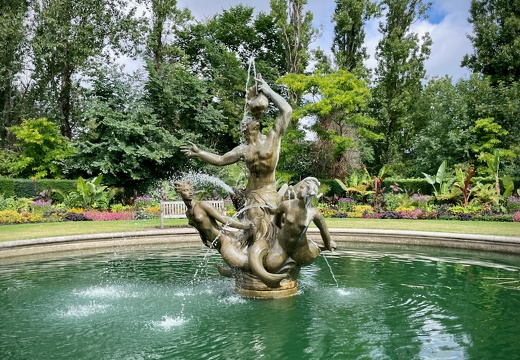 Triton And Dryads Fountain, Queen Mary's Gardens